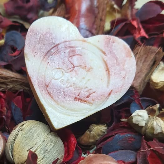 CLEO Valentine edition heart bar
